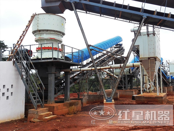 單缸液壓圓錐破碎機工作現場 單缸液壓圓錐破碎機工作現場