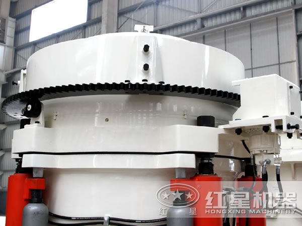 鵝卵石圓錐破碎機